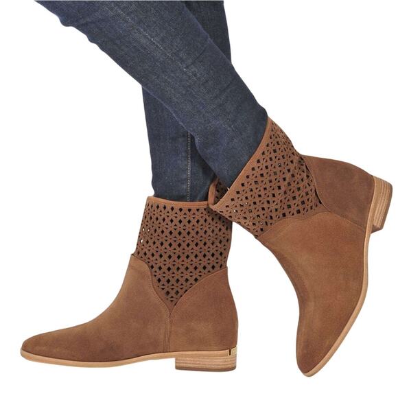 MICHAEL KORS Women’s Sunny Ankle Booties Suede Flat Size 8M Dark Caramel - Picture 13 of 13